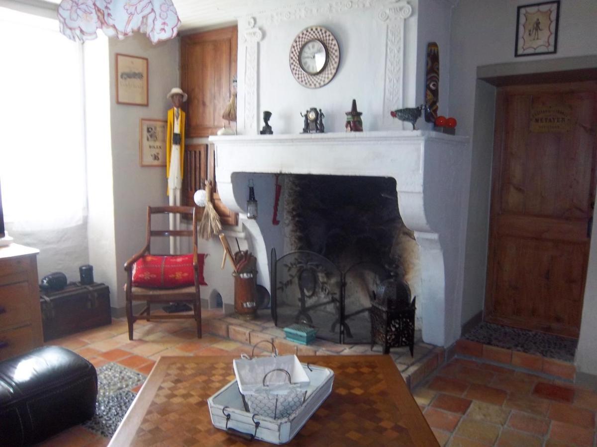 La Girondine Bed & Breakfast Galgon Екстериор снимка