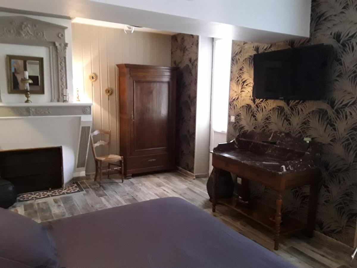 La Girondine Bed & Breakfast Galgon Екстериор снимка