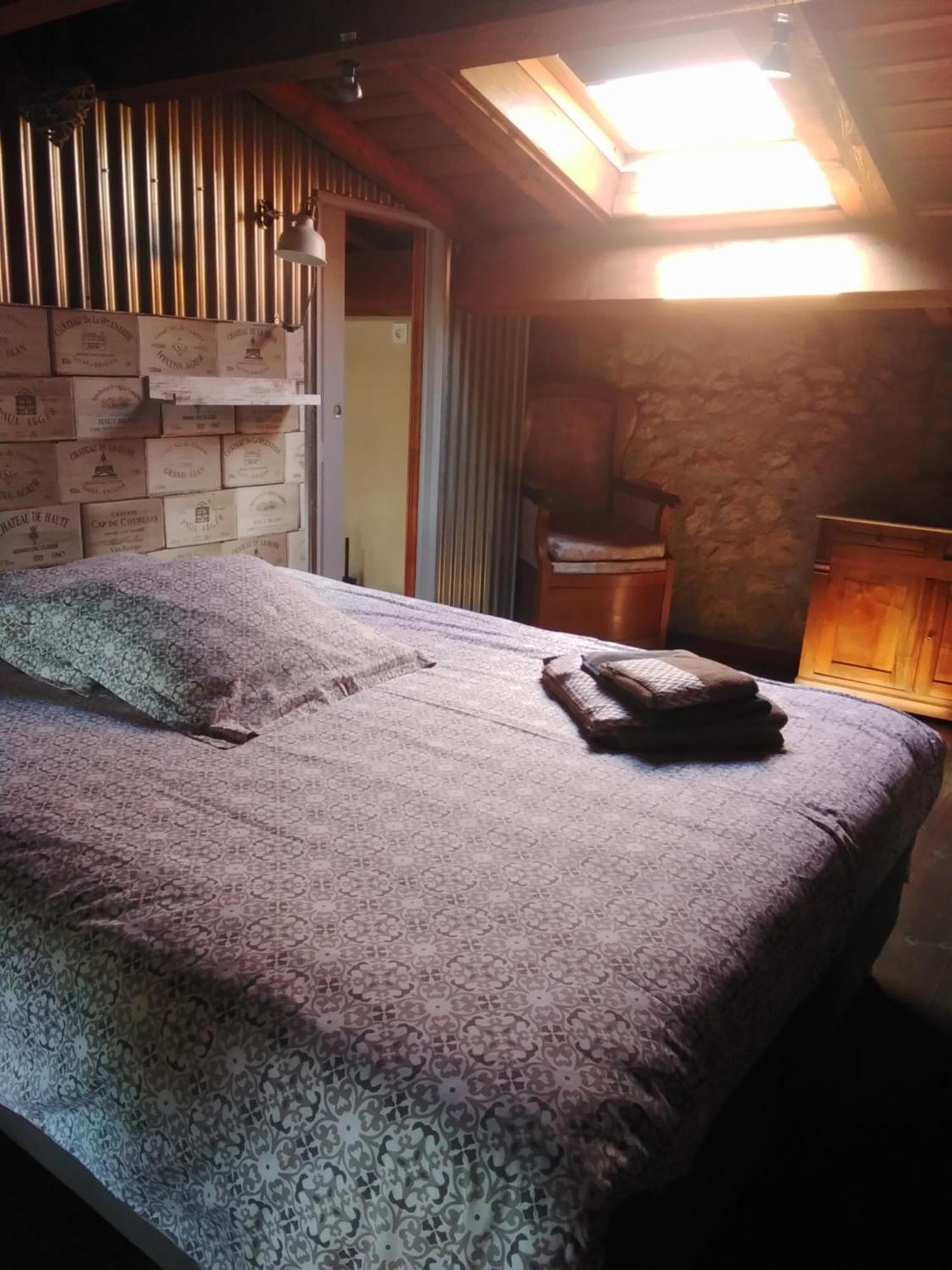 La Girondine Bed & Breakfast Galgon Екстериор снимка